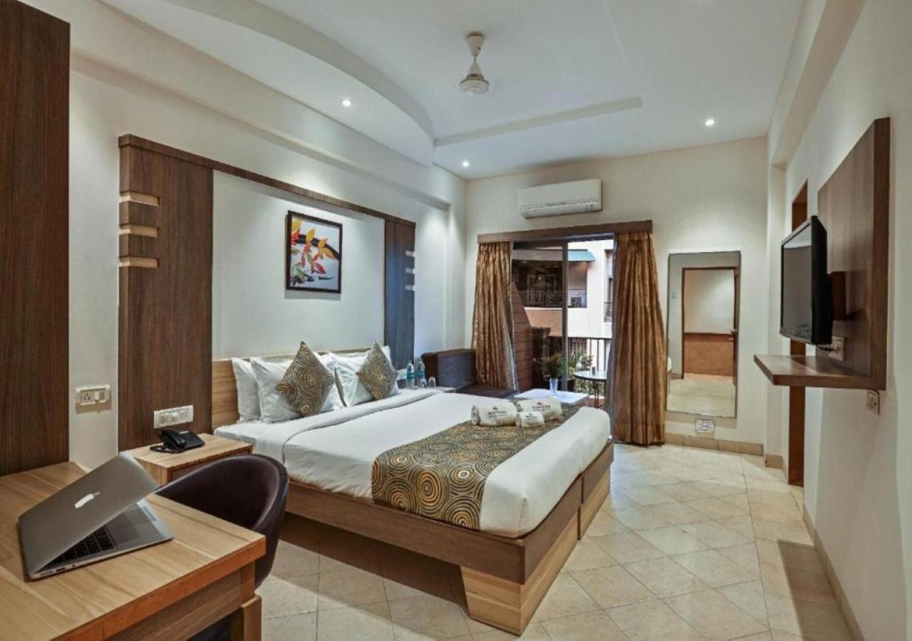 Meritas Crystal Resort Lonavala Εξωτερικό φωτογραφία